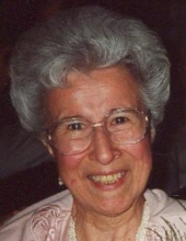 Violante "Violet" (Silvia) Alexander
