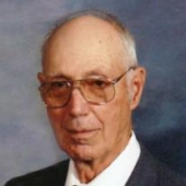 Everett Skjei