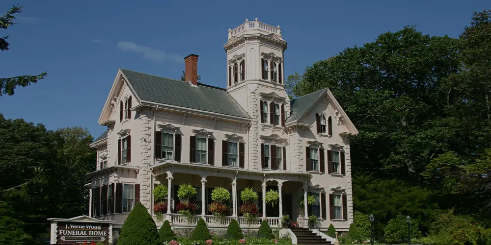 J. Verne Wood Funeral Home | Portsmouth, NH Funeral Home