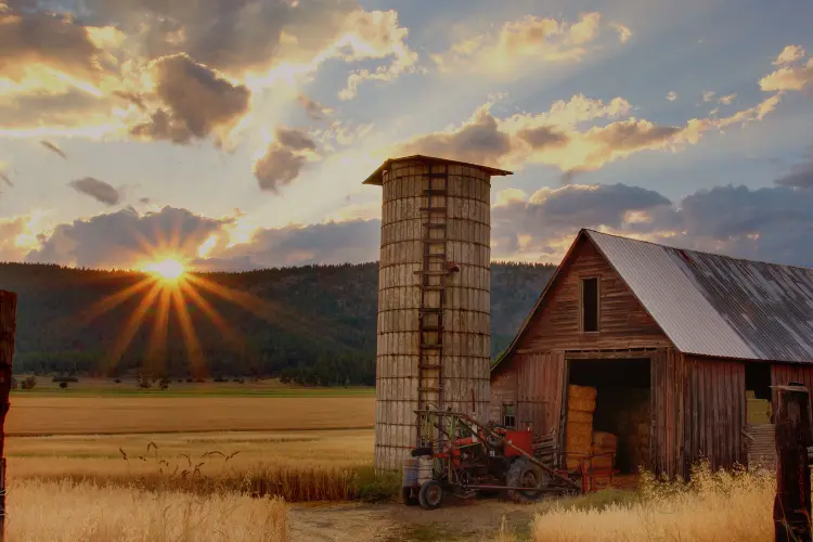 Keplinger Funeral Home | Hartford City, IN Funeral Home