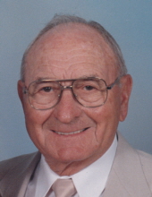 Robert L.  "Bob" Alvey