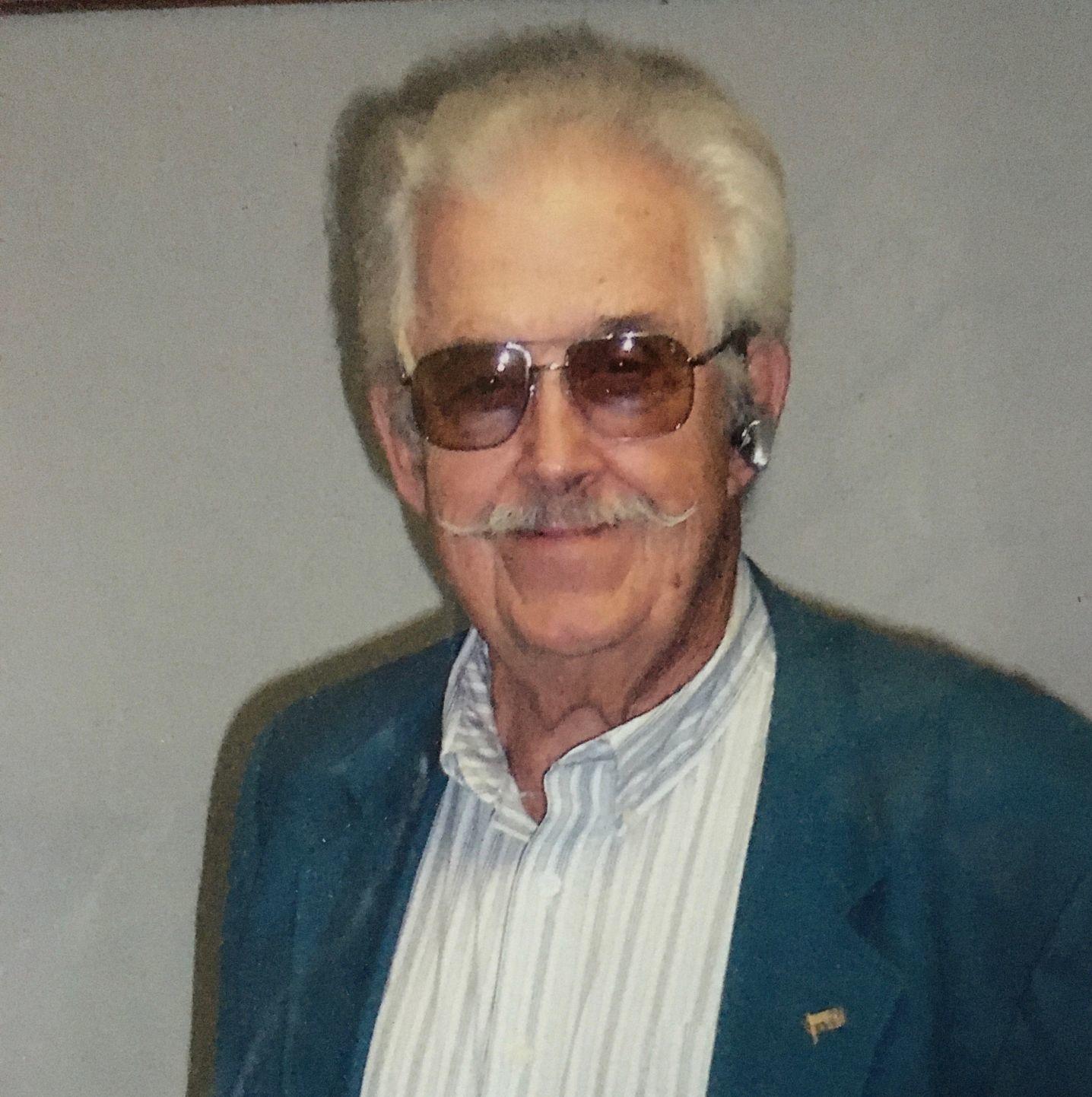Photo of Jerry Hutchison