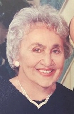 Photo of Anna Strong