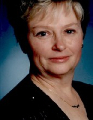 Photo of Carol Golab