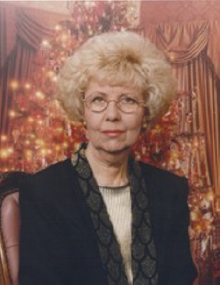 Photo of Elaine Nelon