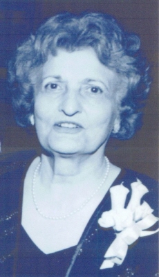 Photo of Lucia Waters