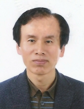 Yunsoo Lee