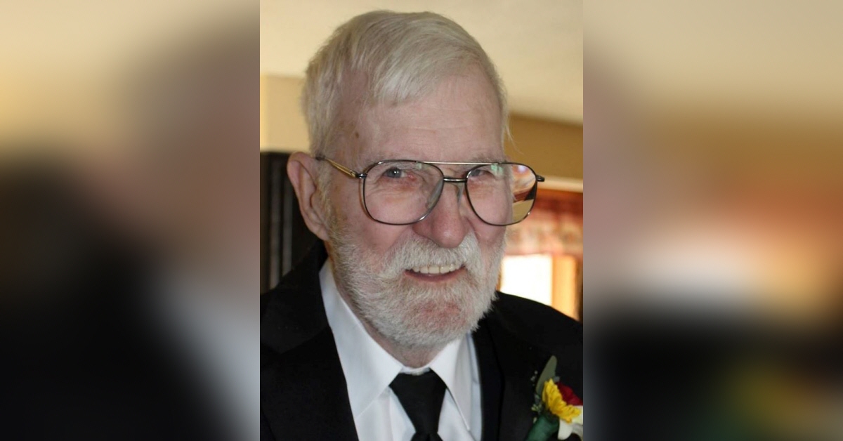 Carl C. Little Obituary Visitation & Funeral Information