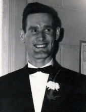 Everett E.  Snyder