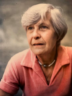 Photo of Doris Wishart