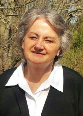 Photo of Lois Carlisle