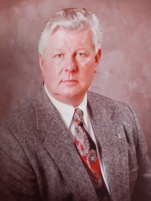 Photo of Robert Herring, Jr.