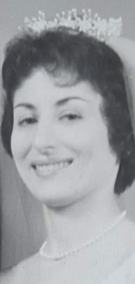 Photo of Lillian Wogansky