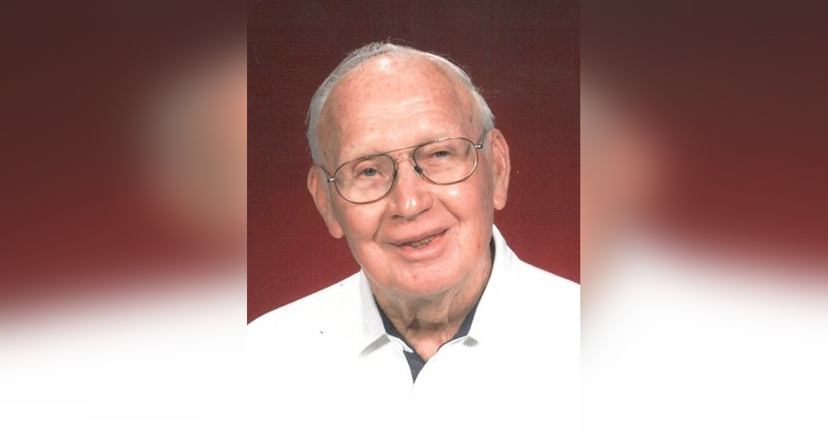 Harold R. Thompson Obituary Visitation & Funeral Information