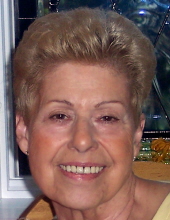 Betty Lucchese