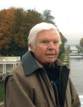 Photo of Raymond Thayer