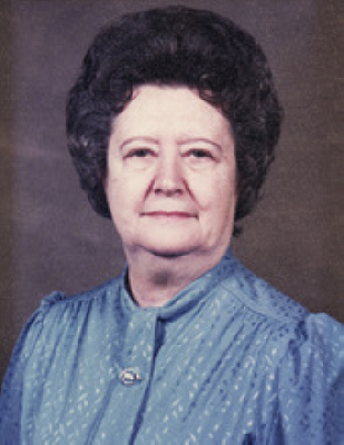 Photo of Marie Oliver