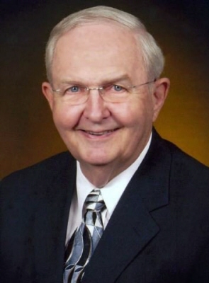 Photo of Dr. Walter Aiken, Jr.
