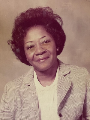 Photo of Evelyn Givens