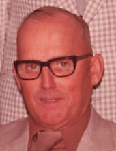 Robert  L. "Bob" McGlynn