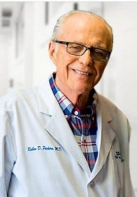 Photo of Dr. Ruben Pechero