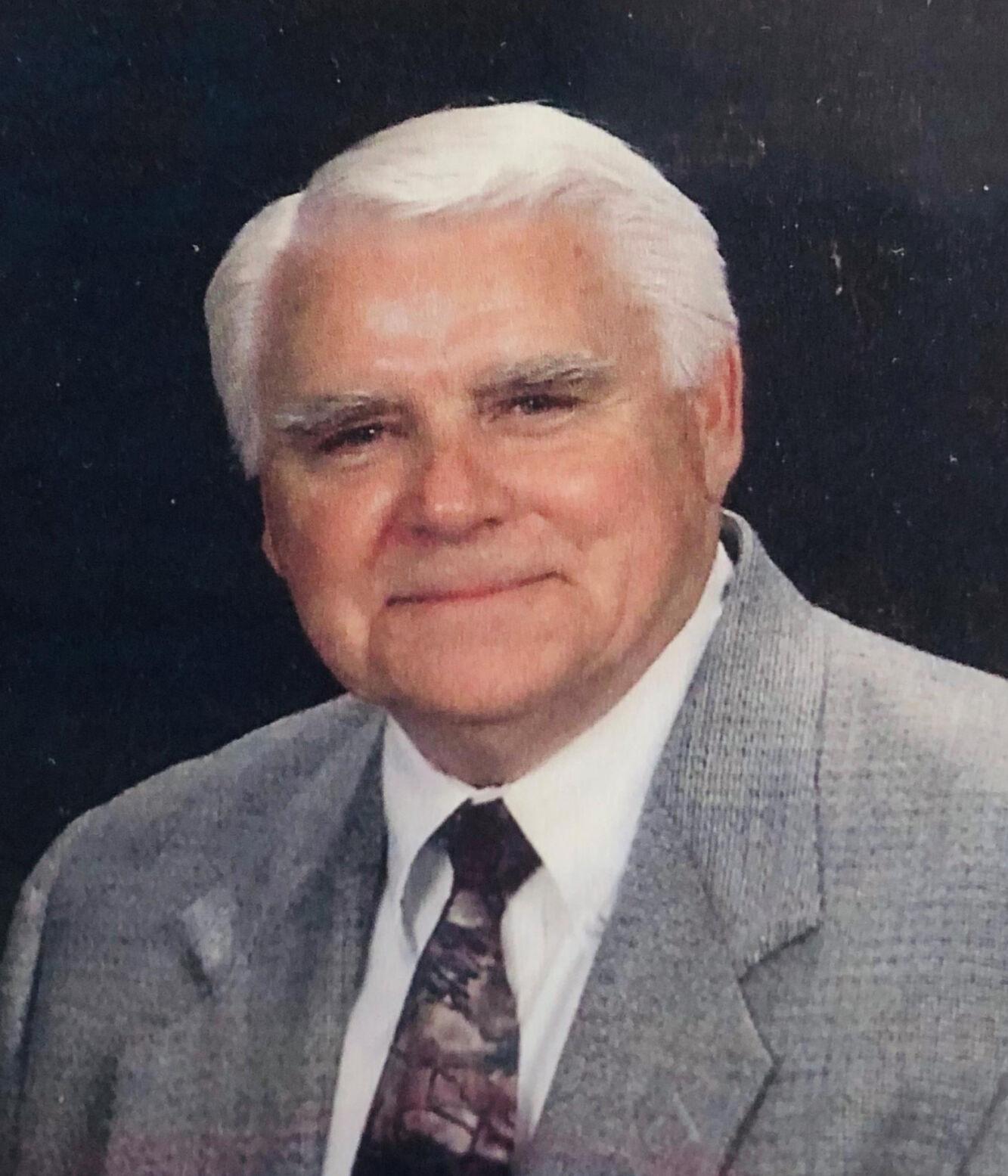 Photo of Griffin Sr. Robert