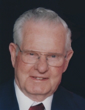 Photo of Howard Linn