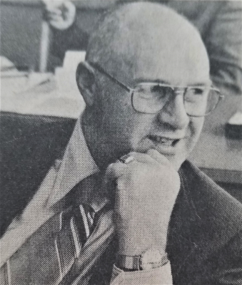 Photo of Laurence Andrews