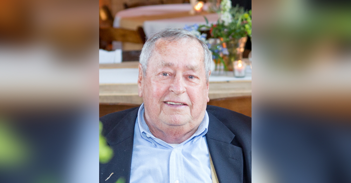Obituary information for Robert "Ray" Mooney