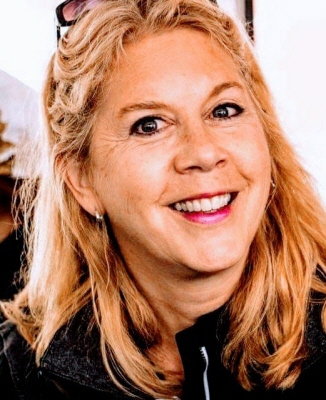 Photo of Barbara Nelson