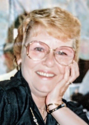 Photo of Beverly Shaw