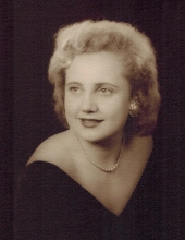 Photo of Helen Piekarski