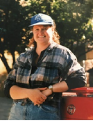 Gwen Lynne Hool