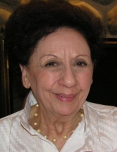 Gloria Denesco