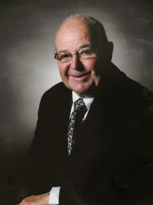 E. Lee Lovell