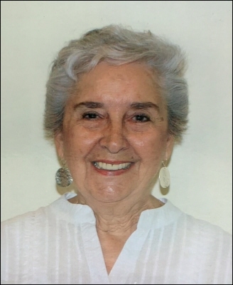 Photo of Joyce Warren