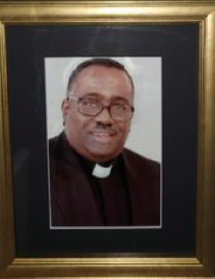 Photo of Bishop Robert Fooks