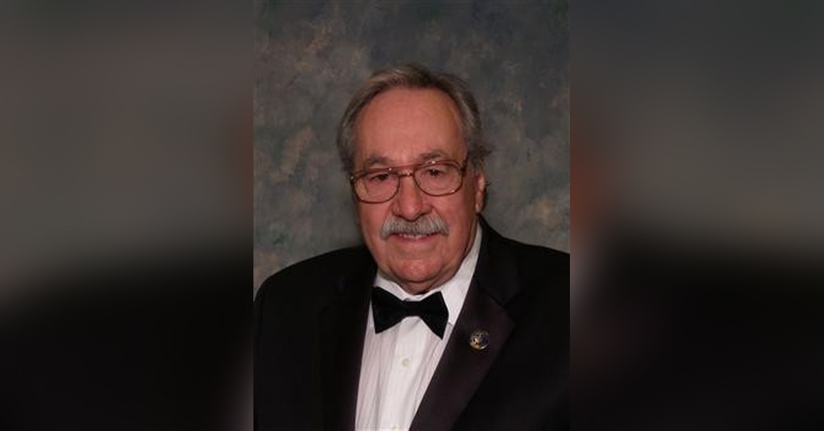 Obituary information for James Leonard