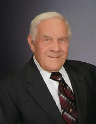 Photo of Kenneth Peterson