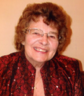 Photo of Elaine Strout