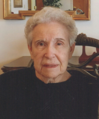 Photo of Maxine Fisher