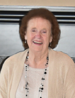 Photo of Betsy Simmons