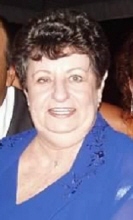 Evelyn  V. Neves