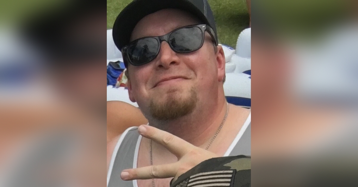 Michael Wade Chapman Obituary Visitation & Funeral Information