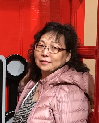 Photo of Wendy Ly