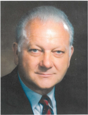 Photo of Dr. Robert Cooley