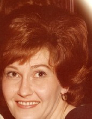 Photo of Suzanne Mayer