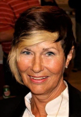 Photo of Dianne Arnold