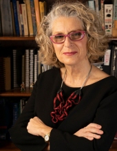 Photo of Simone Joyaux