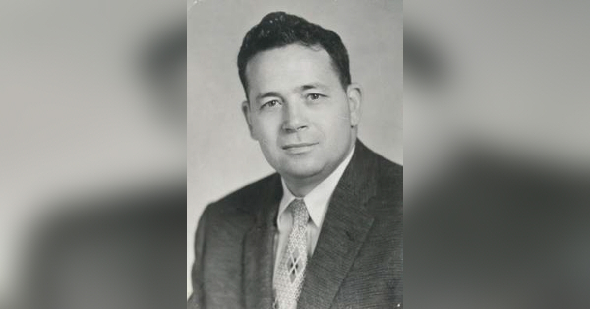 Obituary information for Dr. Thomas Edmunds Fitz